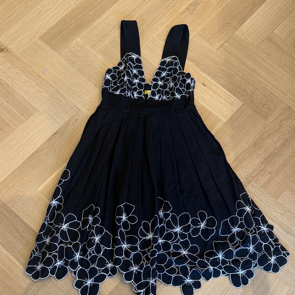 Catherine Malandrino Black and White Floral Midi Dress